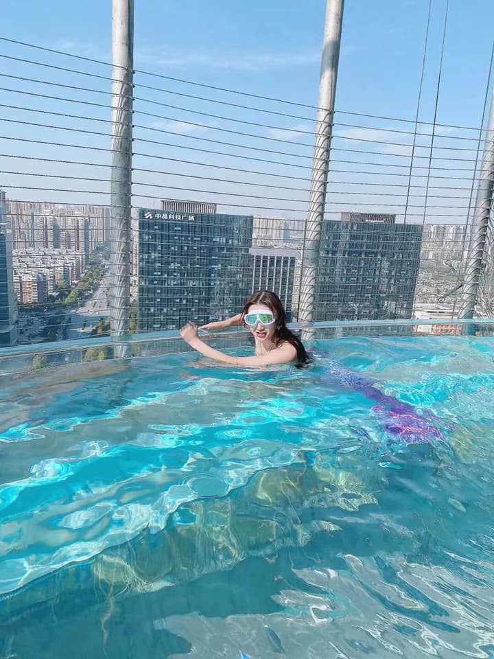 Hilton Garden Inn Meishu Piscina infinita de alta altitude