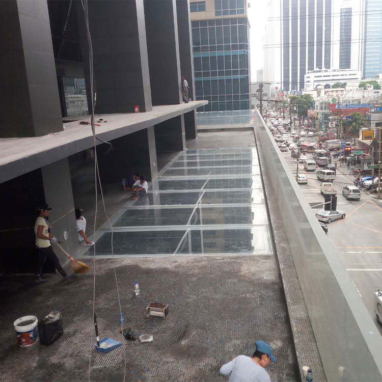 L-Shaped Swimming Pool Piscina em forma de L