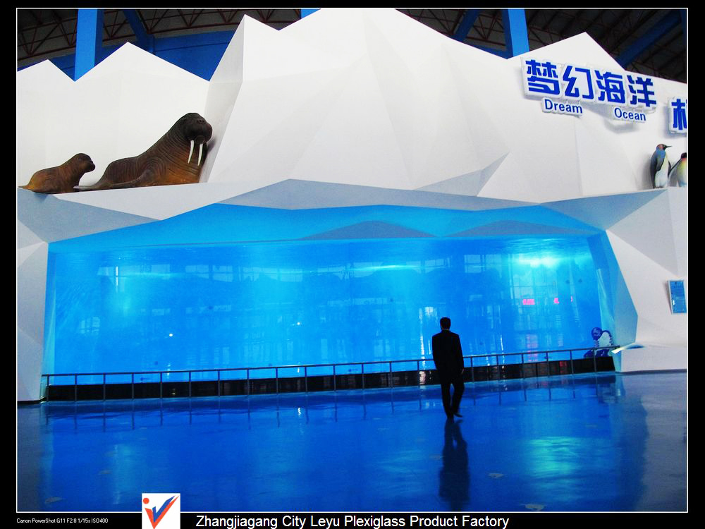 o ocean&aacute;rio mundial do oceano