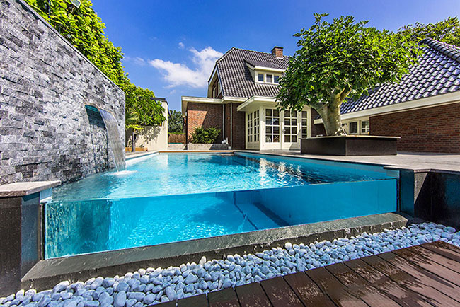 piscina de acr&iacute;lico