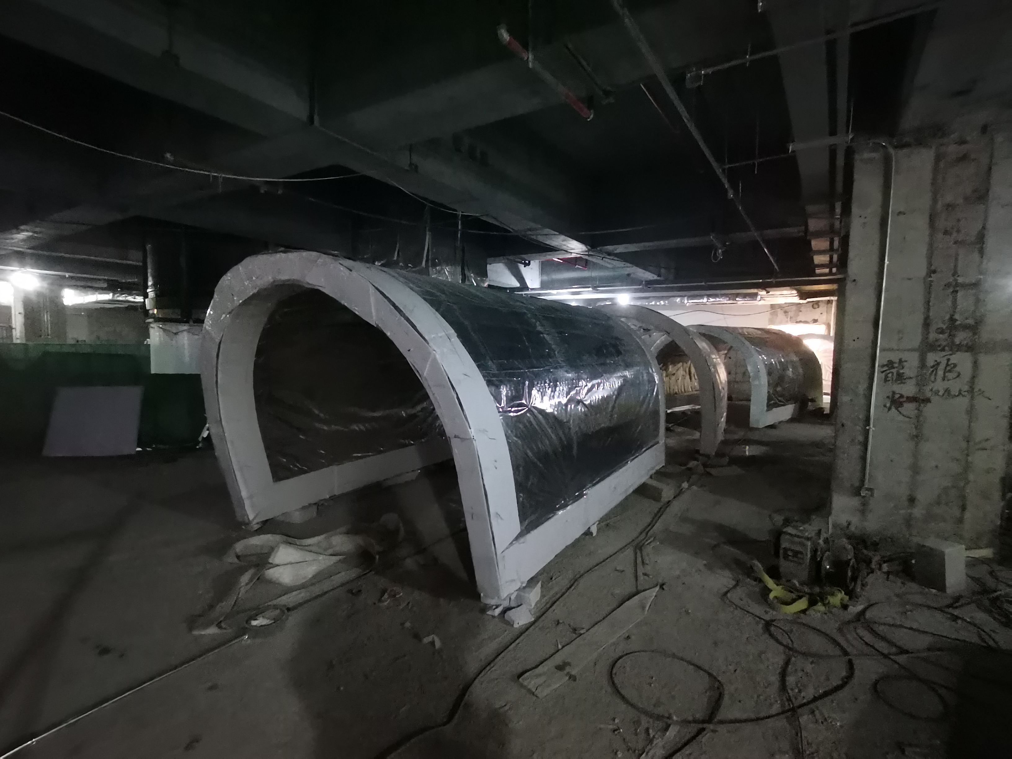 Aqu&aacute;rio t&uacute;nel acr&iacute;lico - instala&ccedil;&atilde;o