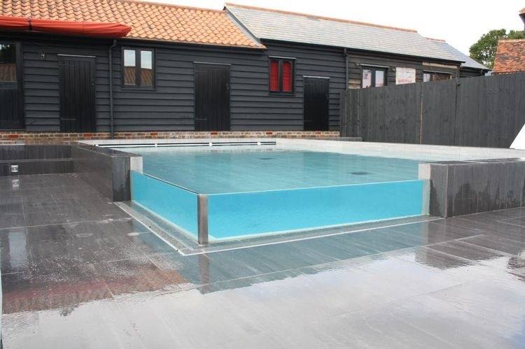 Acr&iacute;lico Acima - Piscina Terrestre - LEYU