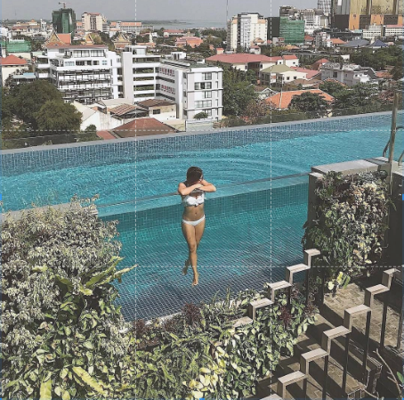 Painel de parede de piscina de acrílico e benefícios do Windows