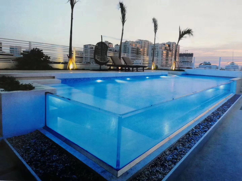 Revolucionando a vida luxuosa: projetos de piscinas com paredes de acrílico no Oriente Médio e Sudeste Asiático