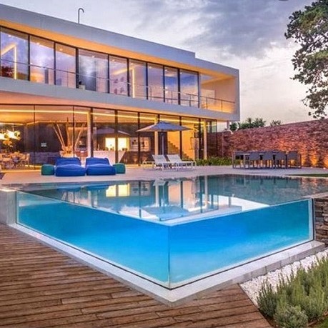 Fabricante e instalador de parede de piscina em acrílico transparente Especialista em construção de piscinas em acrílico - Leyu