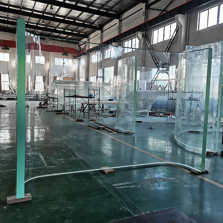 Vidro acrílico para piscinas na região Médio Oriente - LEYU